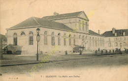 61.  ALENCON .  La Halle Aux Toiles . - Alencon