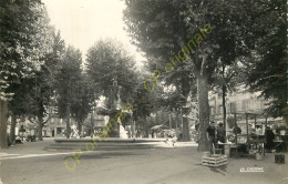 63.  CLERMONT FERRAND . Place Delille . - Clermont Ferrand