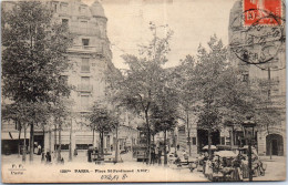 75017 PARIS - La Place Saint Ferninand  - Paris (17)