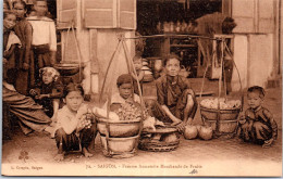 INDOCHINE - SAIGON - Femme Anamite Marchande De Fruits - Vietnam