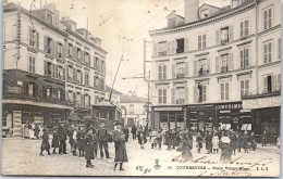 92 COURBEVOIE - La Place Victor Hugo - Courbevoie