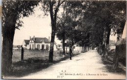 41 GIEVRES - L'avenue De La Gare. - Sonstige & Ohne Zuordnung