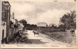 36 ISSOUDUN - Carrefour De La Fraternte Et Hotel Dieu  - Issoudun