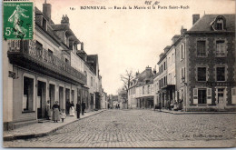 28 BONNEVAL - Rue De La Mairie Et Porte Saint Roch. - Bonneval