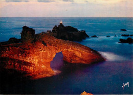 64 - Biarritz - Le Rocher De La Vierge Illuminé Eu Crépuscule - Carte Neuve - CPM - Voir Scans Recto-Verso - Biarritz