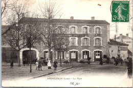 42 ANDREZIEUX - La Place. - Andrézieux-Bouthéon