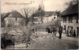 25 MAMIROLLE - La Fontaine Du Centre Et Ancien CHATEAU - Autres & Non Classés