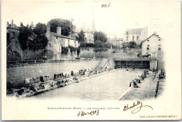 49 DOUE LA FONTAINE - Lavandieres Aux Fontaines. - Doue La Fontaine