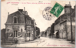 50 VALOGNES - La Rue Thiers Prise De L'avenue De La Gare  - Valognes
