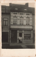 COMMERCANTS - Crèmerie En Pâtisserie - Commerçant à L'entrée De La Boutique - Carte Photo - Carte Postale Ancienne - Autres & Non Classés