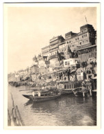 8 Fotografien Unbekannter Fotograf, Ansicht Indien, Varanasi - Benares, Tempel Am Flussufer, Waschung Der Einheimischen  - Plaatsen