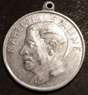 Médaille MARECHAL STALINE - Honneur à La Glorieuse Armée Rouge - Autres & Non Classés