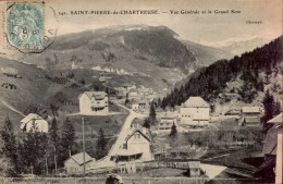 SAINT-PIERRE-DE CHARTREUSE    ( ISERE )    VUE GENERALE ET LE GRAND SOM - Other & Unclassified