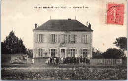 18 SAINT HILAIRE DE COURT - La Mairie Et L'ecole. - Autres & Non Classés
