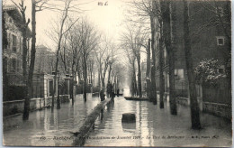 92 ASNIERES - Inondations De 1910 - La Rue De Bretagne  - Asnieres Sur Seine