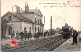 41 LAMOTTE BEUVRON - La Gare, Arrivee D'un Train.  - Lamotte Beuvron