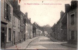 28 NOGENT LE ROTROU - La Rue Saint Laurent, Le CHATEAUau Fond. - Nogent Le Rotrou