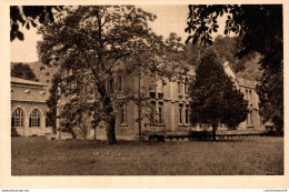 NÂ°3486 Z -cpa Lourdes -l'abri, Les Chambres Des Hospitaliers Et L'imprimerie Sur L'esplanade- - Lourdes