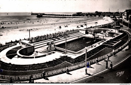 NÂ° 3983 Z -cpsm Les Sables D'Olonne -la Piscine- - Swimming