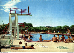 NÂ° 4863 Z -cpsm Vichy -piscine Du Sporting Club- - Plongeon