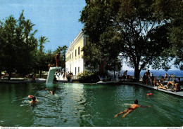 NÂ° 4838 Z -cpsm Sorrento -piscine- Hotel- - Swimming