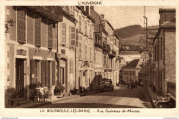 NÂ° 4697 Z -cpa La Bourboule Les Bains -rue GuÃ©neau De Mussay- - La Bourboule