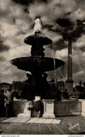 NÂ° 4629 Z -cpsm Paris -fontaine Place De La Concorde- - Andere Monumenten, Gebouwen