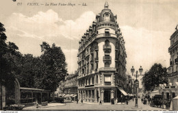 NÂ° 5153 Z -cpa Vichy -la Place Victor Hugo- - Vichy