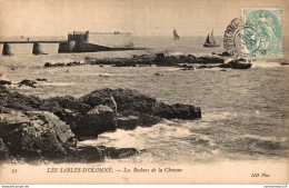 NÂ°6417 Z -cpa Les Sables D'Olonne -les Rochers De La Chaume- - Sables D'Olonne