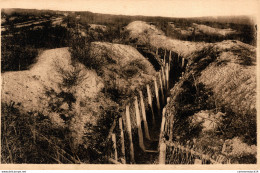 NÂ° 5981 Z -cpa Boyau Conduisant Au Fort De Douaumont - Guerre 1914-18