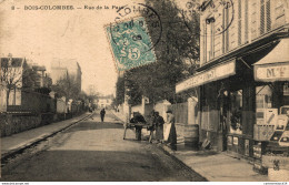 NÂ°6980 Z -cpa Bois Colombes -rue De La Paix- - Colombes