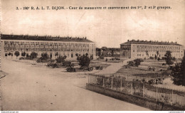 NÂ°6664 Z -cpa Dijon -cour De Manoeuvre- - Barracks