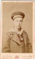 Photo CDV D'un Sous-officier Allemand De La Kriegsmarine Posant Dans Un Studio Photo Kiel ( Allemagne ) - Old (before 1900)