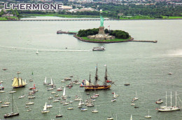 CPM - R - LE VOILIER L'HERMIONE - NEW YORK - LE SALUT A LA STATUE DE LA LIBERTE - 4 JUILLET 2015 - Voiliers