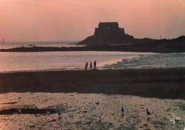 - 35 - SAINT-MALO. - Coucher De Soleil Sur Le Petit Bé. - - Saint Malo