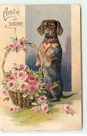 N°19696 - Carte Gaufrée - Teckel Faisant Le Beau Près D'un Panier Rempli De Roses - Dogs