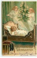 N°18534 - Carte Gaufrée - Fröhliche Weihnachten - Anges Apportant Un Sapin à Une Fillette Dormant - Other & Unclassified