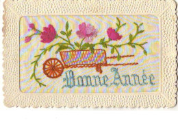 N°6762 - Carte Brodée - Bonne Année - Fleurs Dans Une Brouette - Embroidered