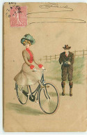 N°21920 - Homme Photographiant Une Femme élégante Sur Un Vélo - Photo - Women