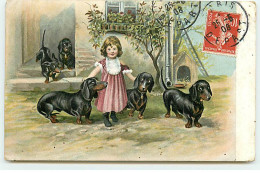 N°21948 - Chien - Fillettte Au Milieu De Teckels - Dackel - Dogs