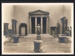 Foto-AK Deutscher Kunstverlag, Nr. 10a: Pergamon-Museum Zu Berlin, Der Hellenistische Saal  - Fotografie