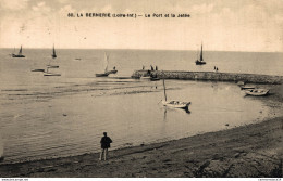 NÂ°7449 Z -cpa La Bernerie -le Port Et La JetÃ©e- - La Bernerie-en-Retz