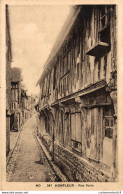 NÂ°7958 Z -cpa Honfleur - Rue Varin- - Honfleur