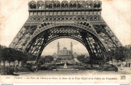 NÂ°9374 Z -cpa Paris -la Base De La Tour Eiffel- - Tour Eiffel
