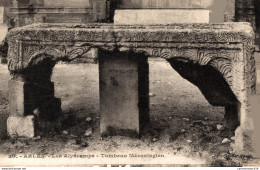 NÂ°8961 Z -cpa Arles -tombeau MÃ©rovingien- - Arles