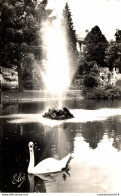 NÂ°10248 Z -cpsm Vichy -jeu D'eau Dans Le Parc- - Vichy