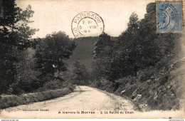 NÂ°10117 Z -cpa A Travers Du Morvan -la Roche Du Chien- - Autres & Non Classés