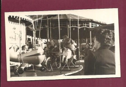 020624 - PHOTO FETE FORAINE Manège Carrousel Avion Cochon Vélo - Autres & Non Classés