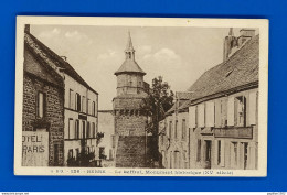 F-63-Besse-02PH  Le Beffroi, Hôtel De Paris, Hôtel Des Voyageurs, Cpa BE - Besse Et Saint Anastaise