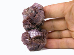 Aragonito Maclado Morado- La Pesquera, Minglanilla, España - 7,5 X 4 X 3,2cm - Mineralen